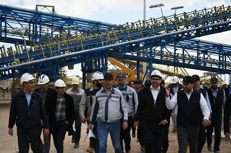 بازدید مدیرعامل شرکت آهن و فولاد غدیر ایرانیان از مجتمع گندلهسازی بهاباد